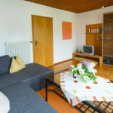Apartamento Cafe Chiemgau Und Gaestehaus *