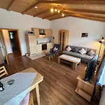 Cafe Chiemgau Und Gaestehaus Appartement
