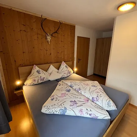Διαμέρισμα Cafe Chiemgau Und Gaestehaus *