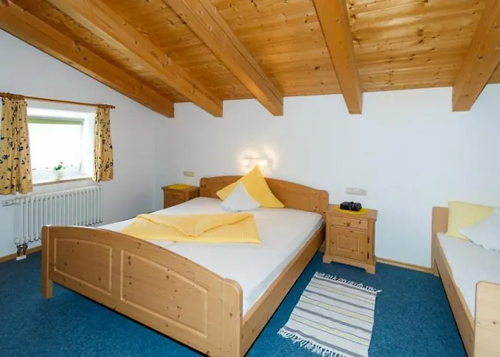 Cafe Chiemgau Und Gaestehaus Daire Ruhpolding