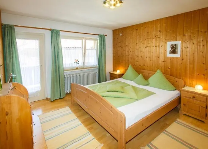 Cafe Chiemgau Und Gaestehaus Ruhpolding