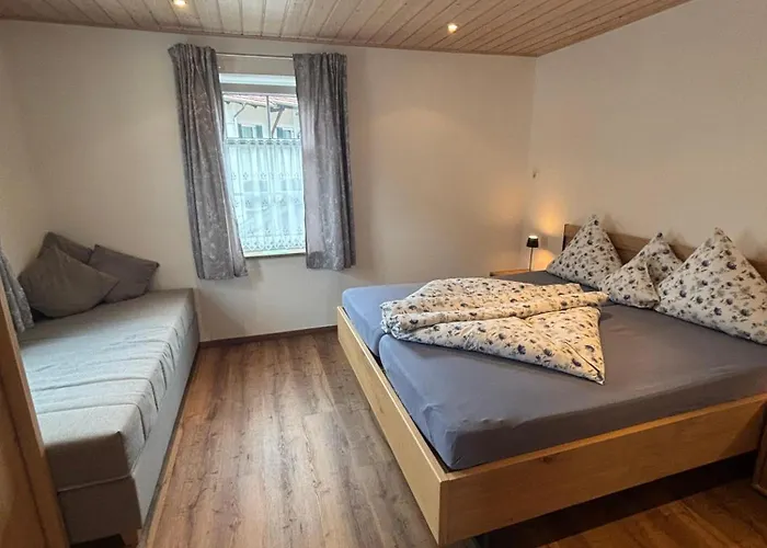 Cafe Chiemgau Und Gaestehaus Daire Ruhpolding
